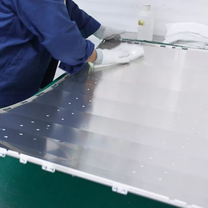 Lentur CNC dan Lembaran Logam Melengkung