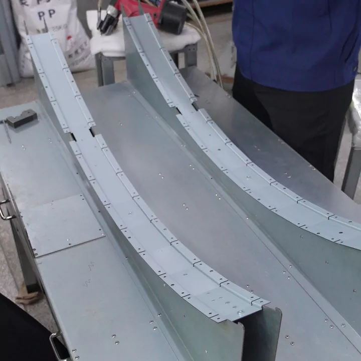 Pemprosesan Logam Lembaran Monitor LCD